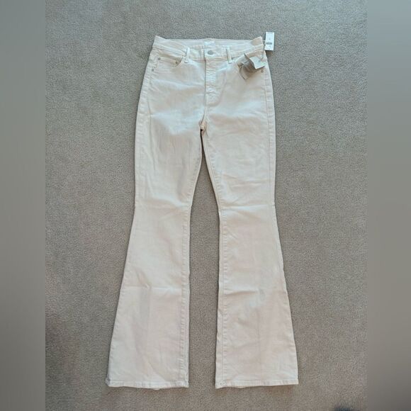 Women’s MOTHER The Weekender Eggnog/Creme Flare Jeans Sz 31 NWT - Picture 1 of 6